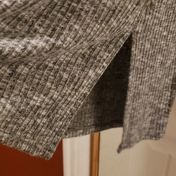 Perfect condition gray small Express knit dress - Picture 5 of 9